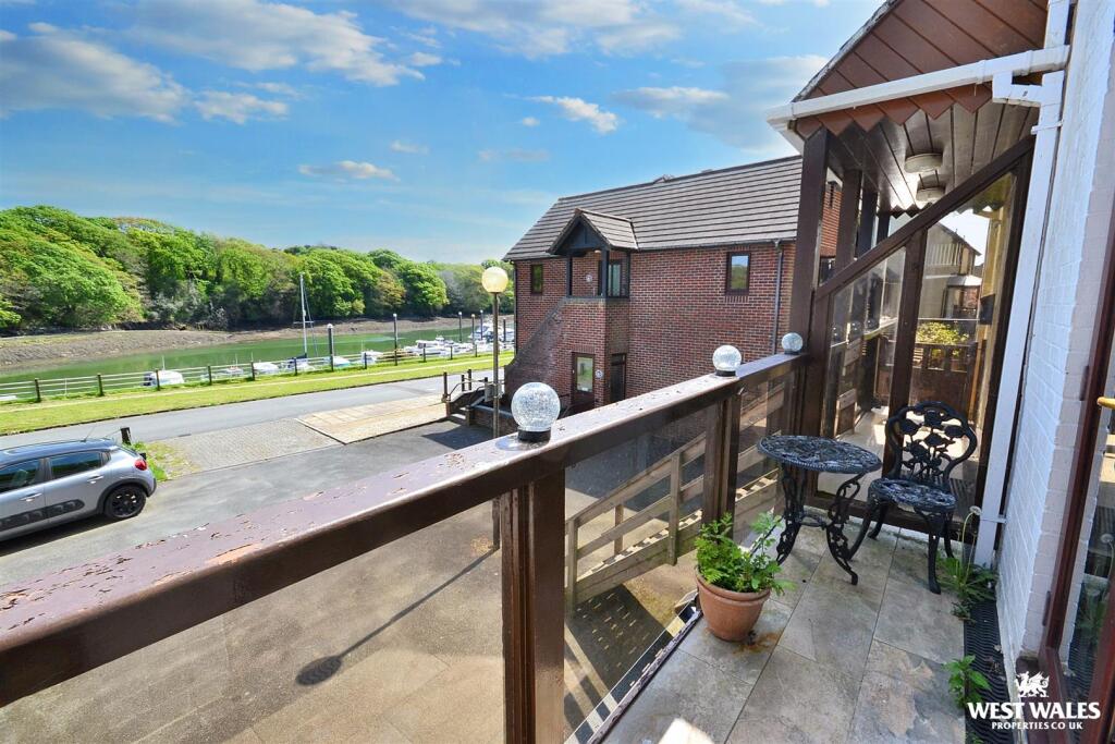 Main image of property: Gaddarn Reach, Neyland, Milford Haven