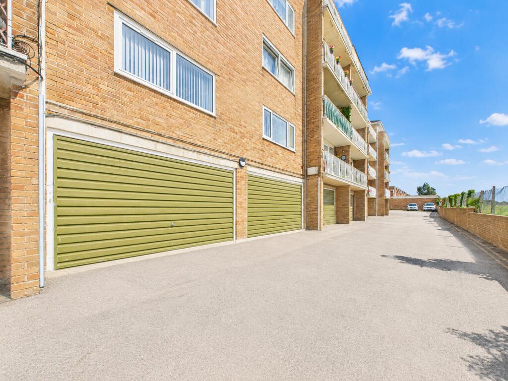 Milford Court, Gosport - View 6