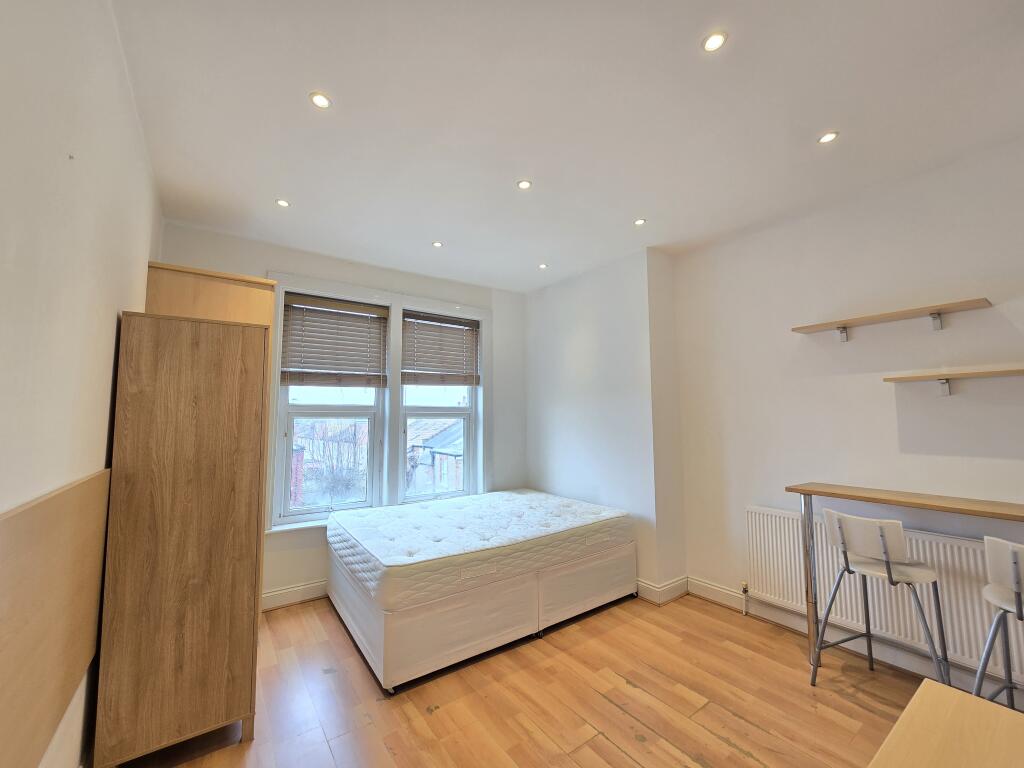 Main image of property: Ballards Lane, Finchley Central, N3