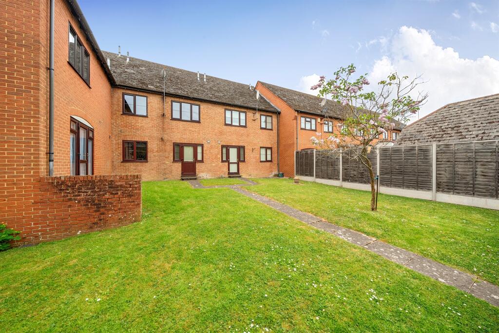 Main image of property: Blacksmiths Row, Markyate, St. Albans