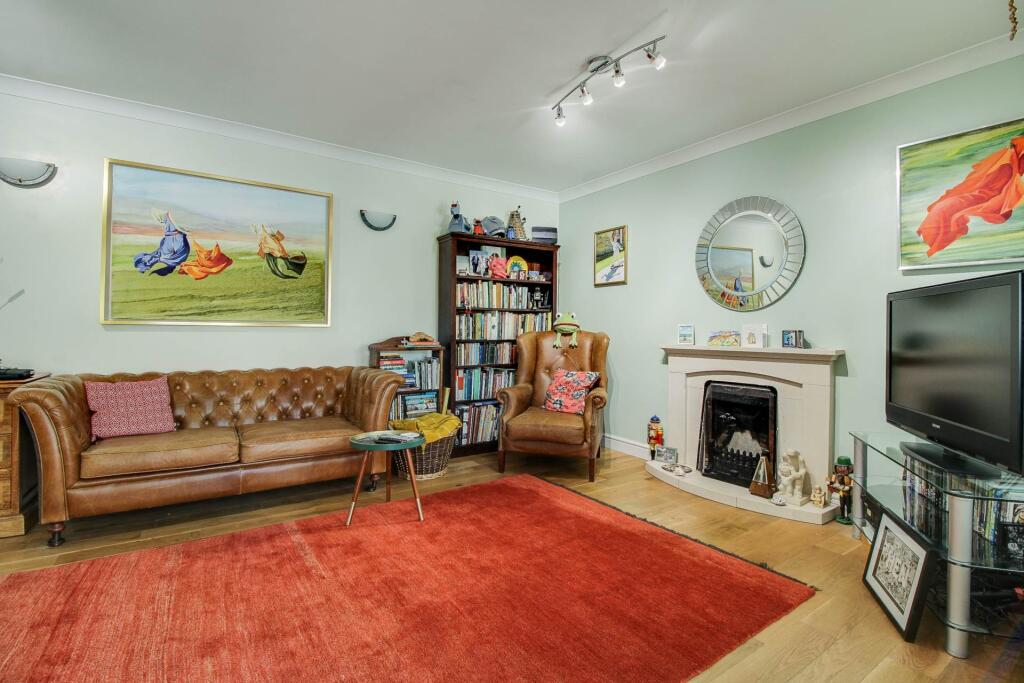 House in Brighton - View 4