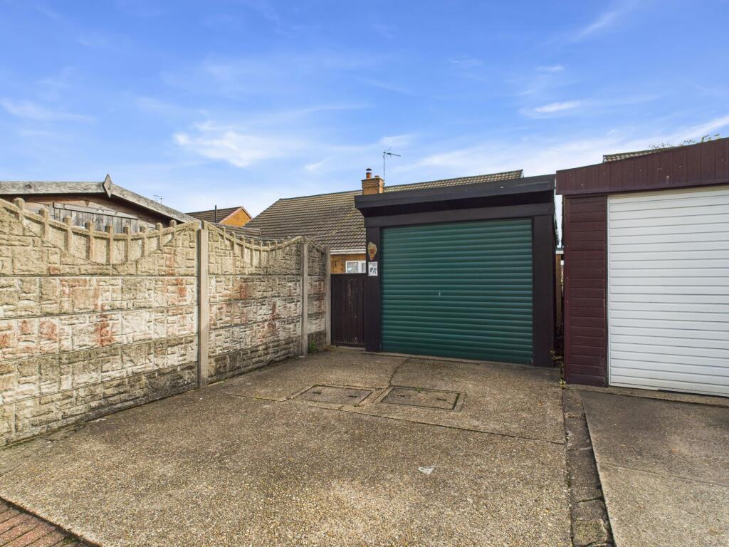 Richmond Road, Kirkby-In-Ashfield, Nottinghamshire photo 2