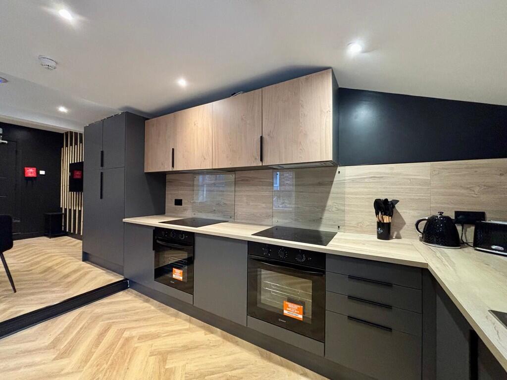 Additional image 6 of The Avenue, Yeovil