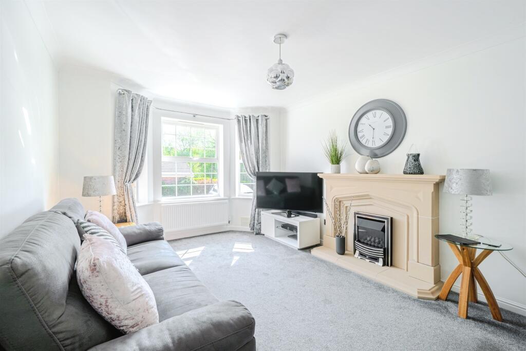 Poppy Mead, Bradley Stoke, Bristol photo 3