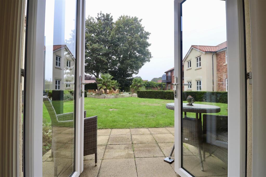 Apartment in Pocklington, East Riding of Yorkshire - View 3