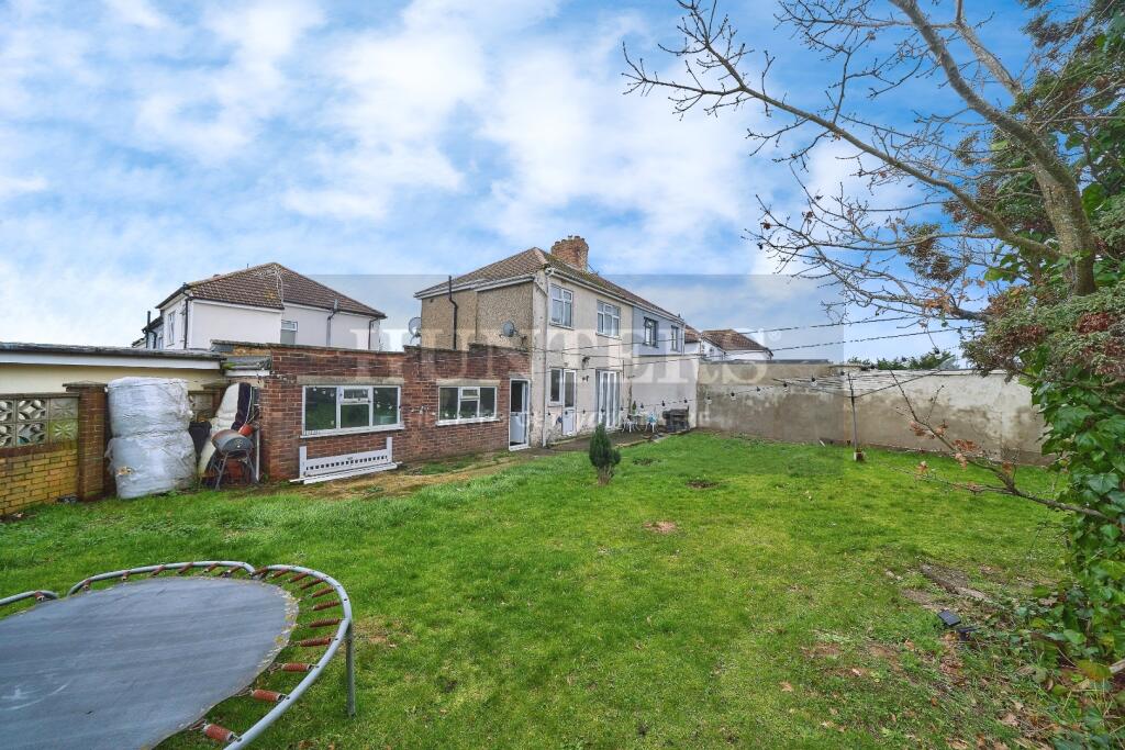 House in Harrow - More