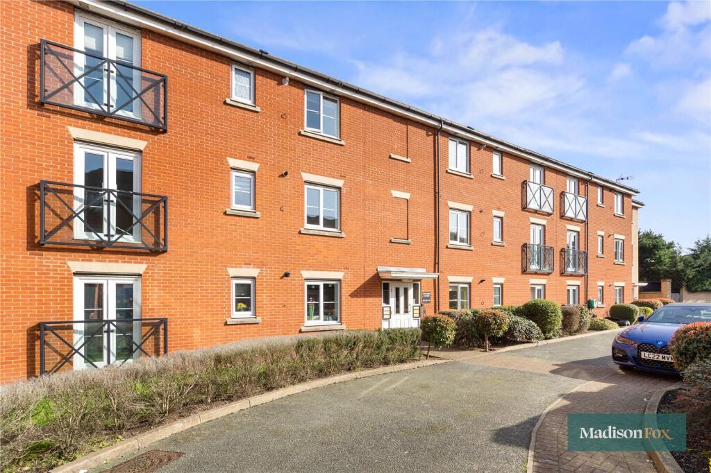 Main image of property: Fencepiece Road, Ilford, IG6