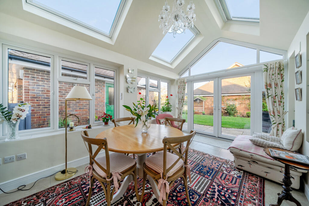House in Guildford - View 5
