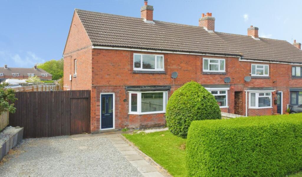 3-bed terraced on Measham Road, Oakthorpe, DE12, £199,950