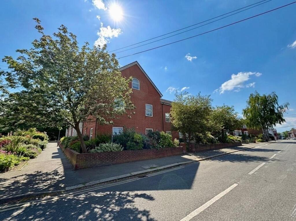 Main image of property: Britannia Road, Warley, CM14