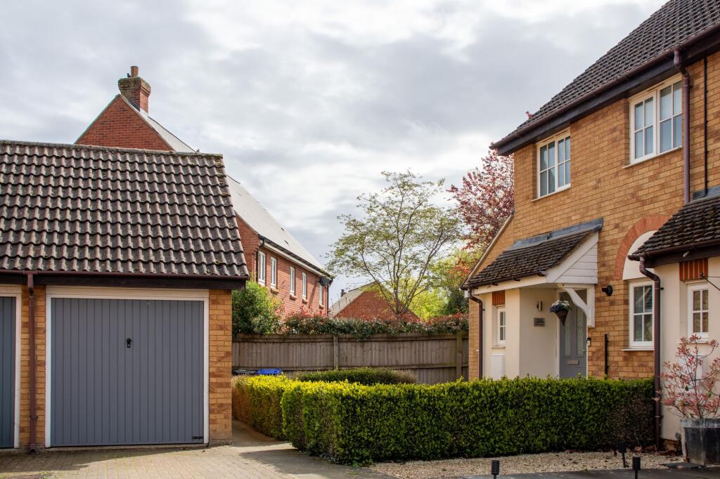 Main image of property: Yew Tree Close, Middleton Cheney, OX17