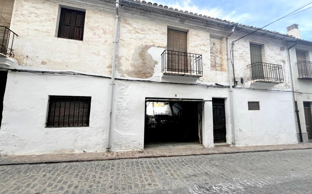 Main image of property: Valencia, Valencia, Sagunto