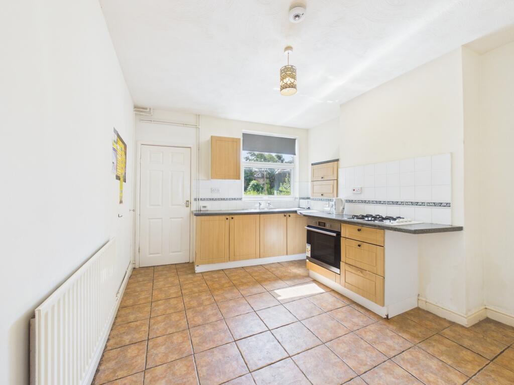 House in Hinckley and Bosworth, Barwell - View 3