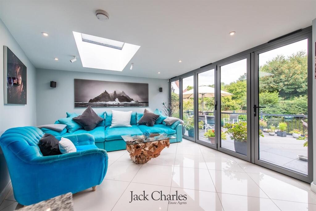 House in Tonbridge - View 4