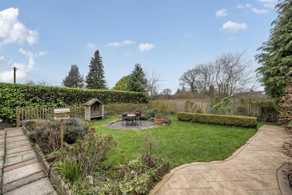 Pear Tree Lane, Whitchurch. photo 4