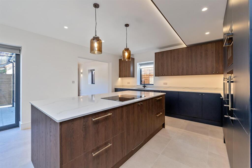 Additional image 6 of Wildwood Avenue, Bricket Wood, St. Albans
