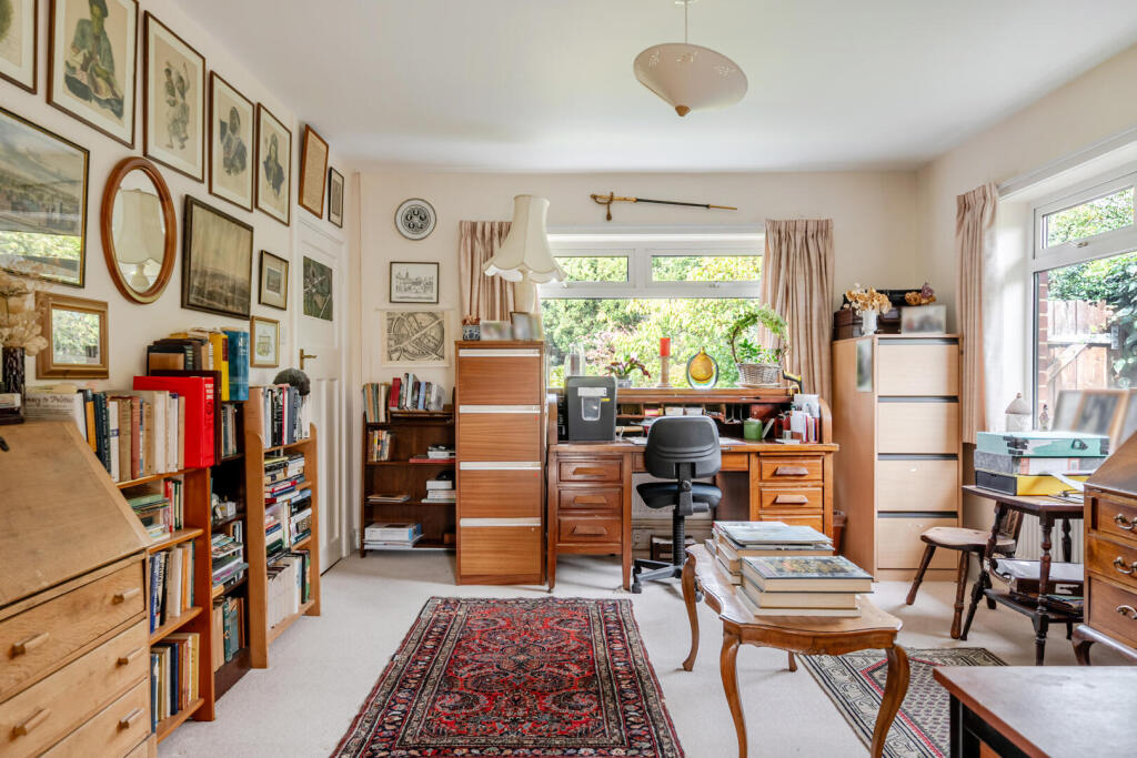 House in Swindon - View 5