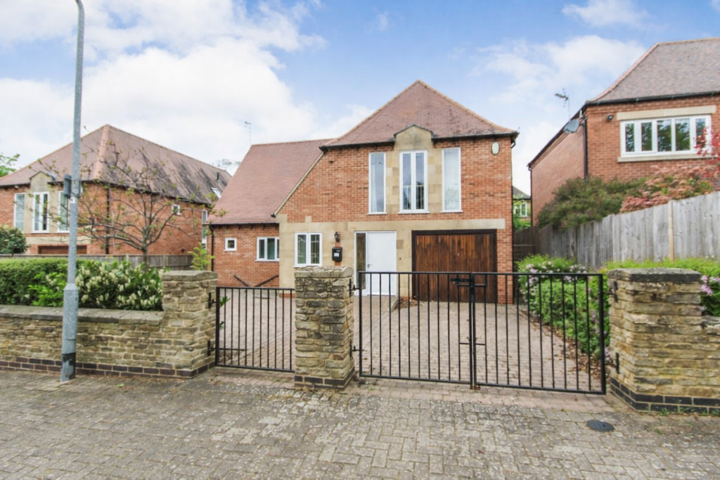 Main image of property: Middleton Crescent, NG9