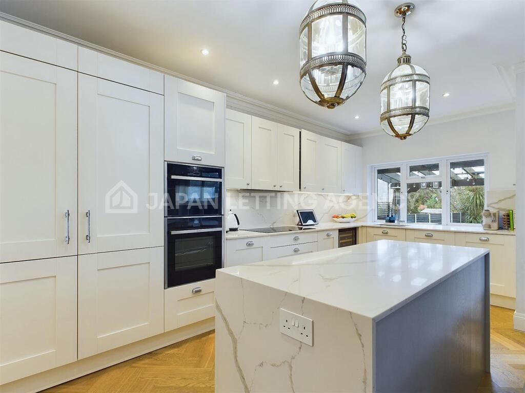 Main image of property: Lynton Road, West Acton