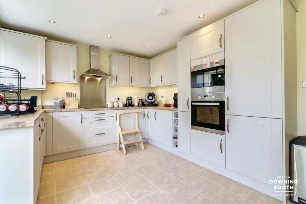 House in Walsall, Holly Bank - View 2
