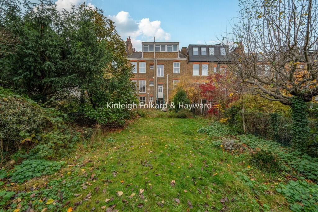 House in London - View 5