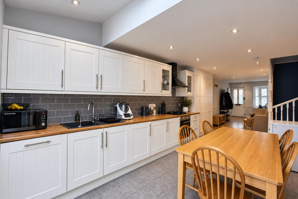 Derby Road, East Sheen, SW14 photo 4