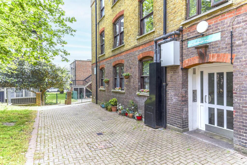 Garnett Road. Belsize Park NW3 photo 4