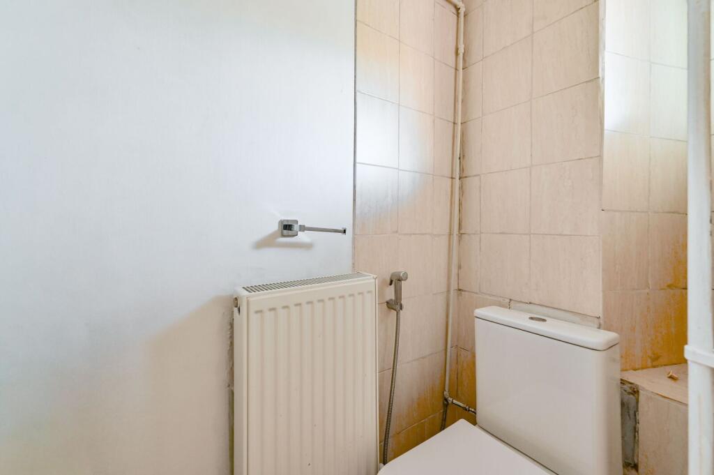 Apartment in London - More