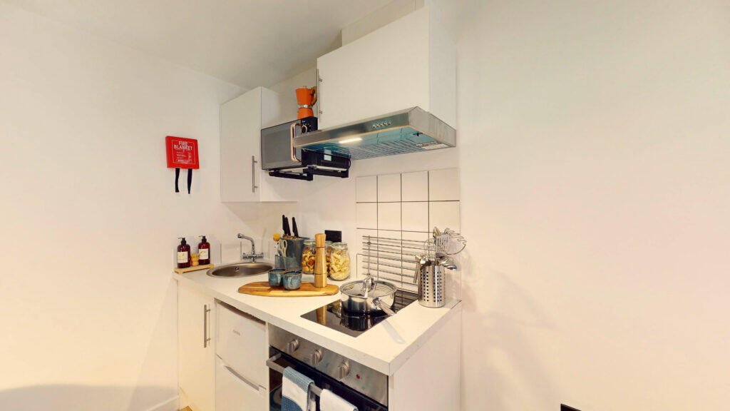 Studio flat for rent