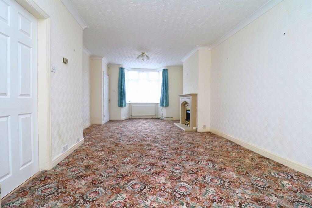 Delves Crescent, Walsall photo 4