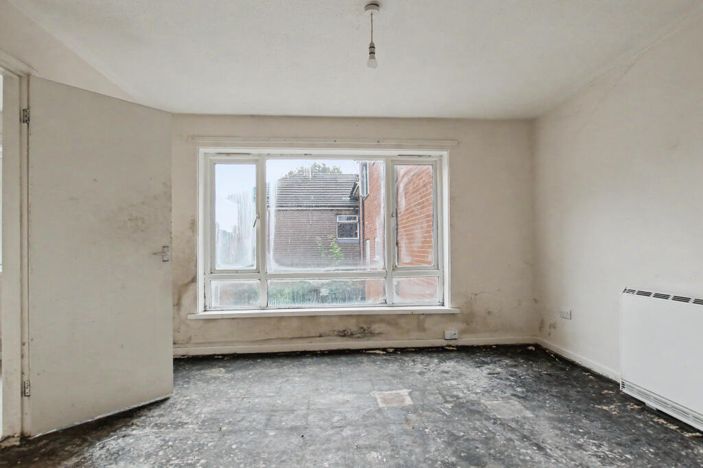 Apartment in Doncaster, South Yorkshire - More