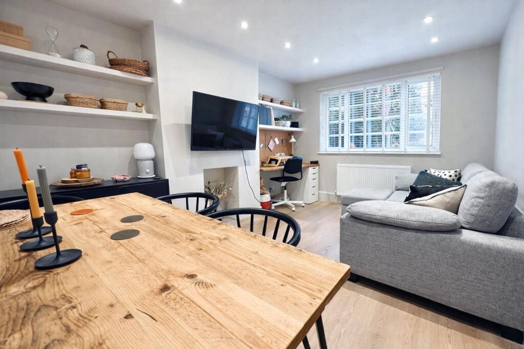 Main image of property: Southend Lane, London, SE6