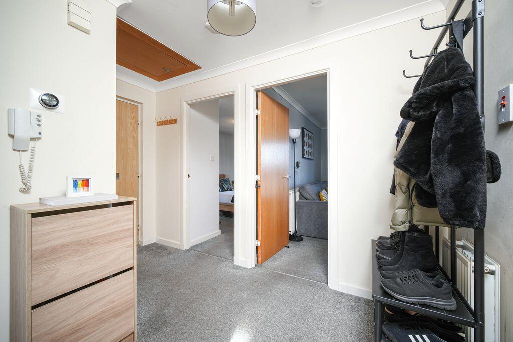 Apartment in Edinburgh, Stenhouse, Stenhouse, Saughton Mains and Whitson - View 5