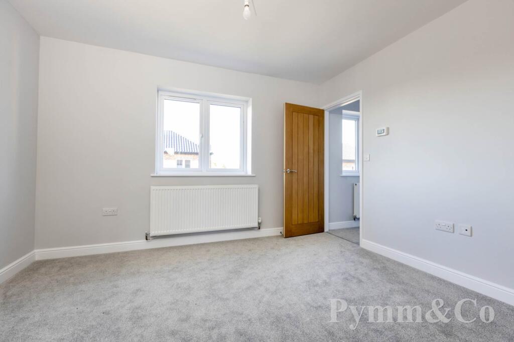Saint Georges Drive, Brundall photo 4