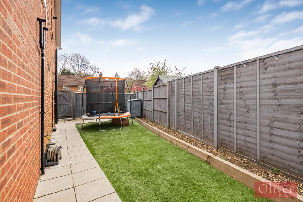 Additional image 8 of Claremont, Bricket Wood, AL2