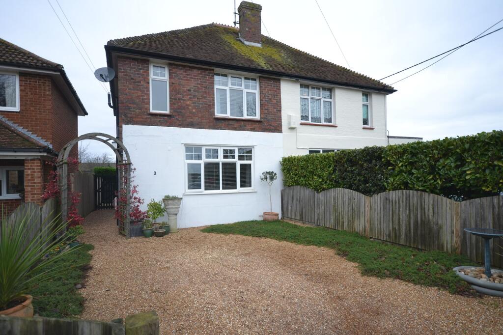 Main image of property: Warren Road, Littlestone, TN28