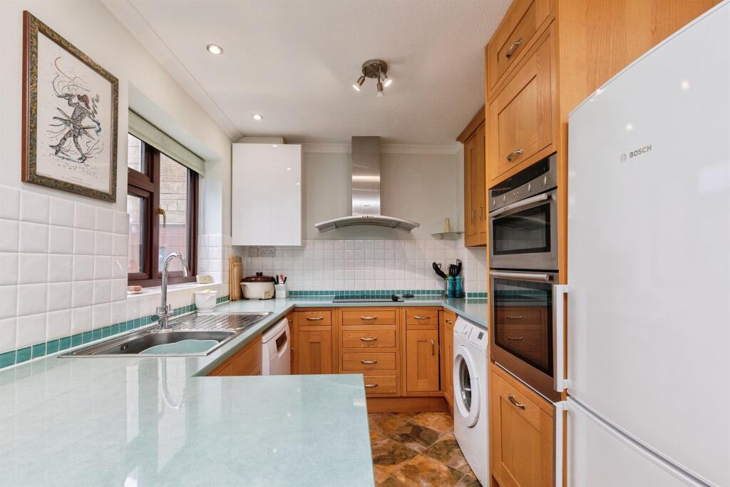 Vayre Close, Chipping Sodbury, Bristol - View 4