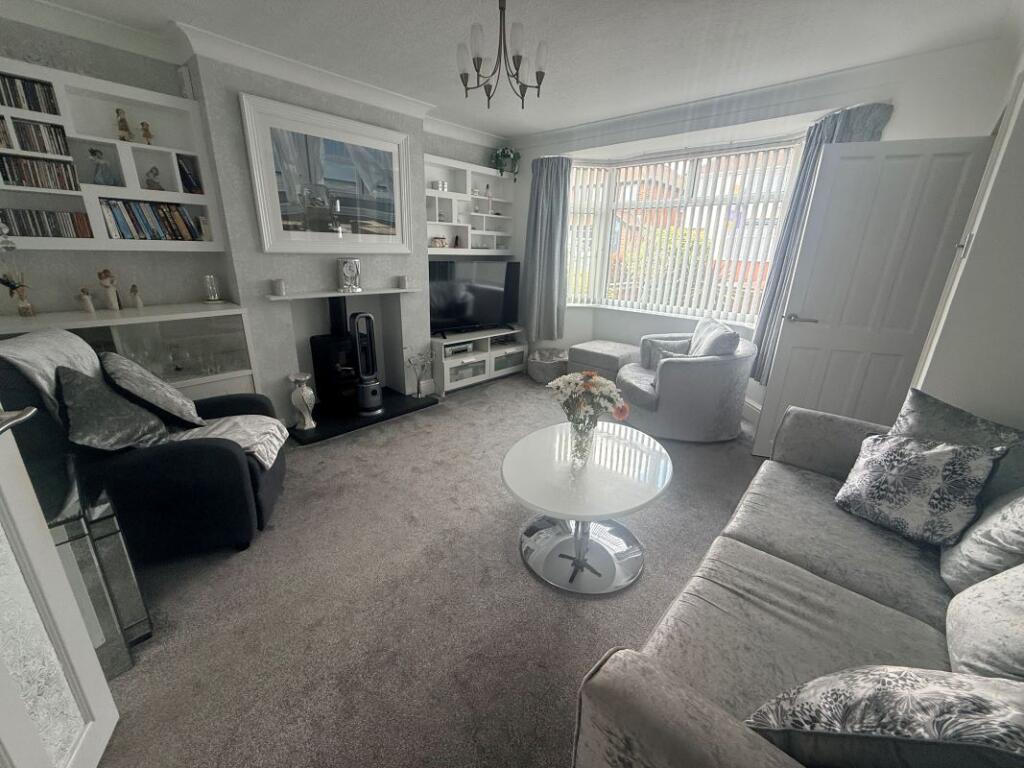 14 Dorothy Avenue, Sandiacre, Nottingham, Nottinghamshire, NG10 5LH photo 2