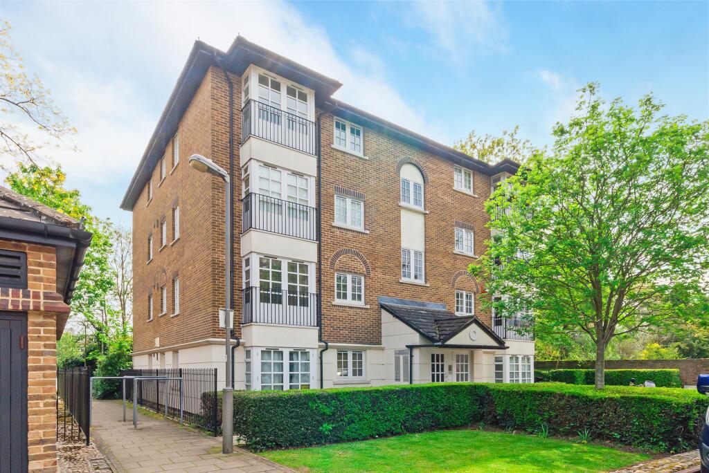 Main image of property: Selhurst Close, London