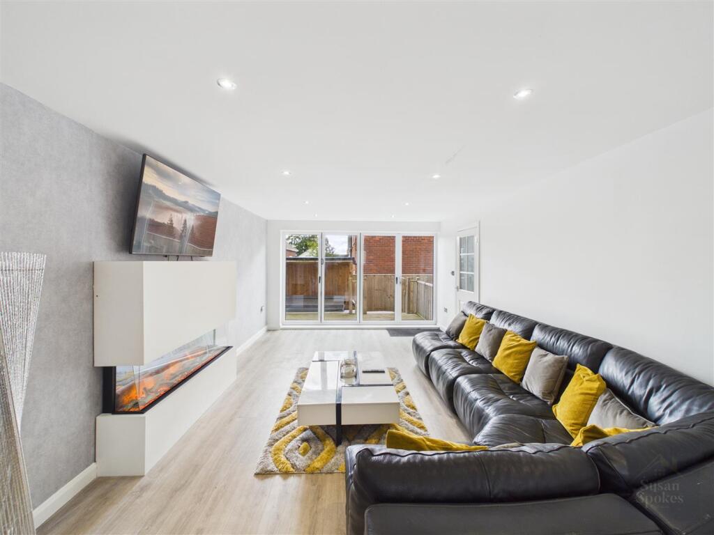 House in South Tyneside, North East - View 3