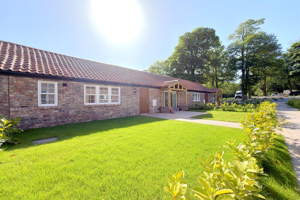 Main image of property: Plot 9, Ash Court, Hunmanby