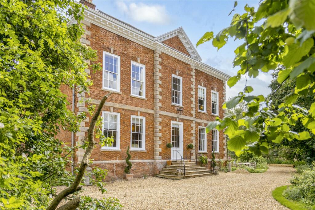 Main image of property: The Old Rectory, Town Street, Westborough, Newark, NG23