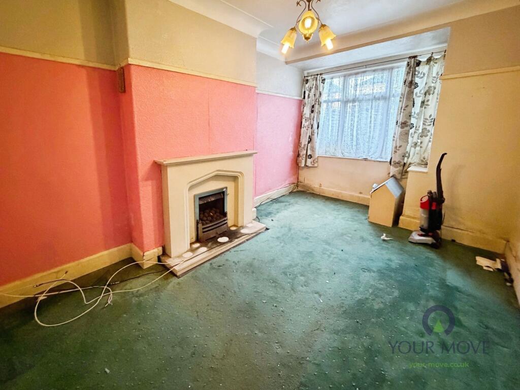 House in Stoke-on-Trent - View 4