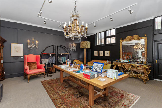 Clifford House, Market Square, Petworth, GU28 0AH