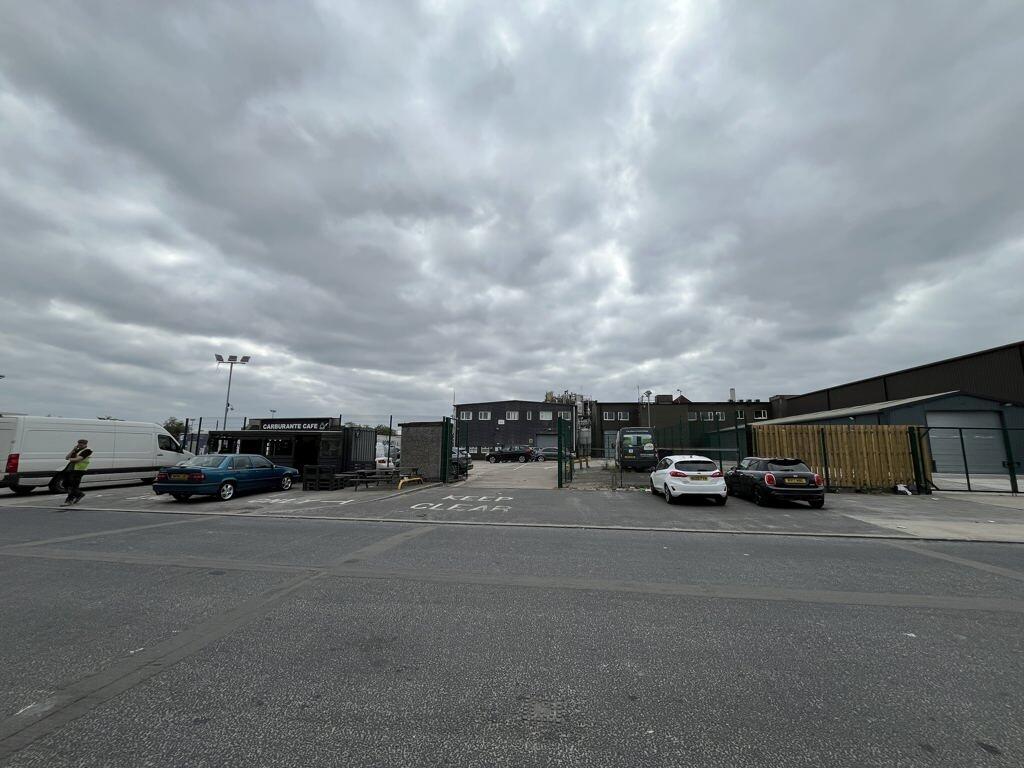 Photo 20