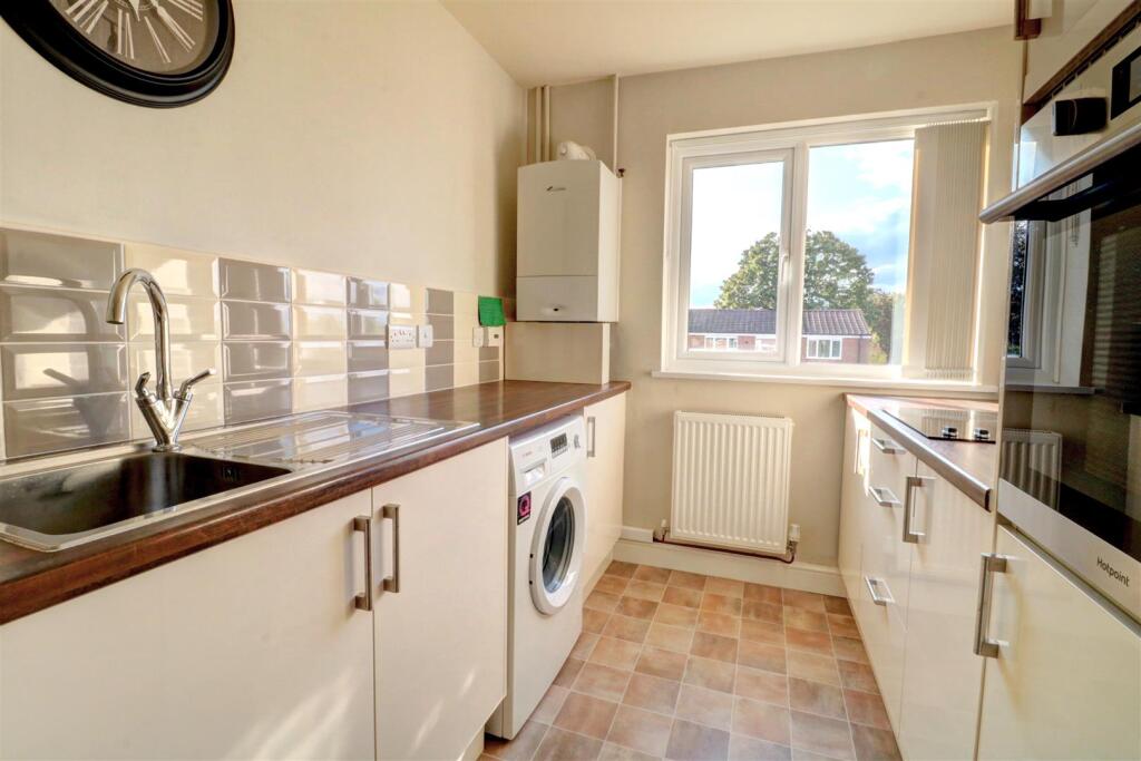 Apartment in Walsall - View 4