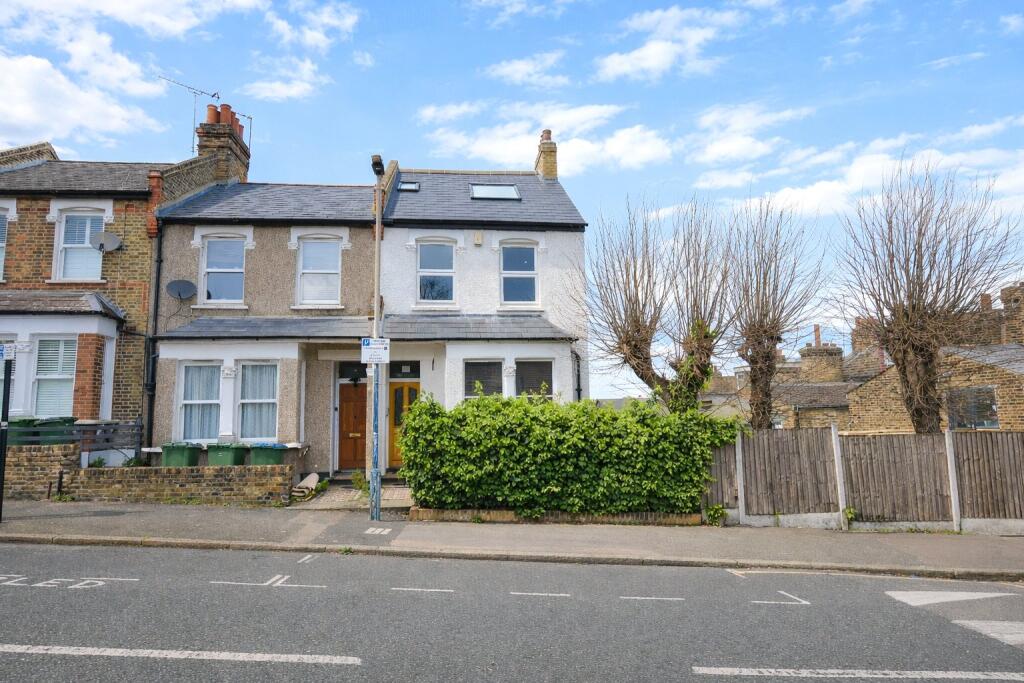 Main image of property: Victoria Way, London, SE7