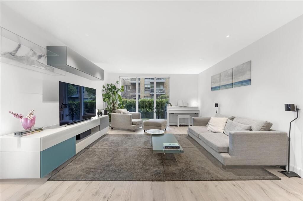 Apartment in London - View 3