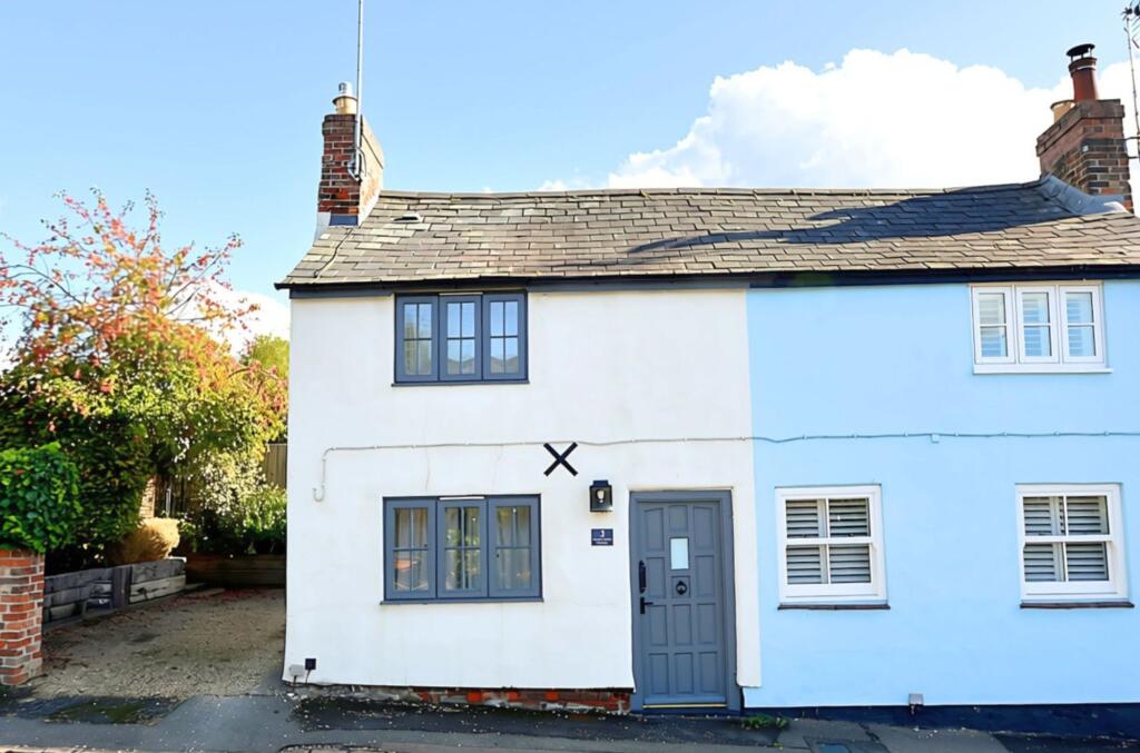 Main image of property: Buckingham Road, Gawcott, MK18