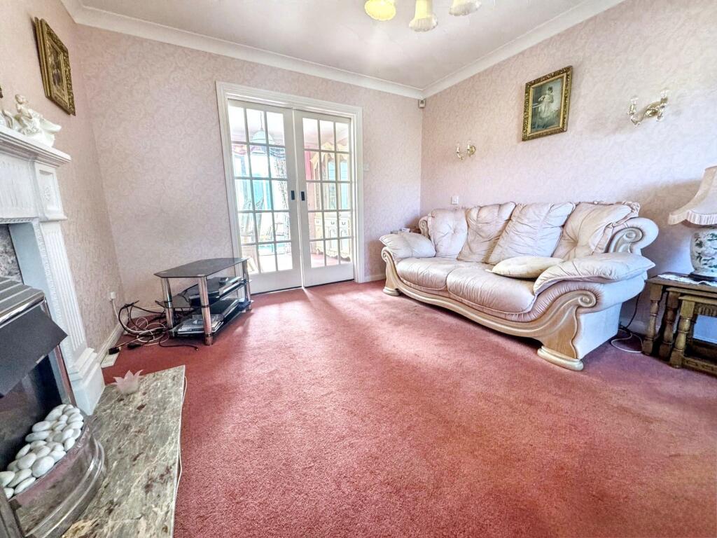 Sutherland Grange, New Herrington, Houghton Le Spring, Tyne and Wear, DH4 4UT photo 4
